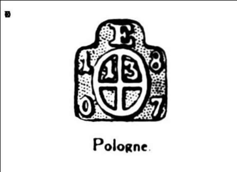 Blason surmonte d'un e