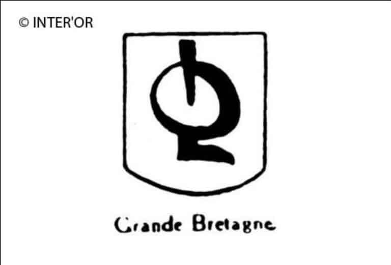 Lettre courante q