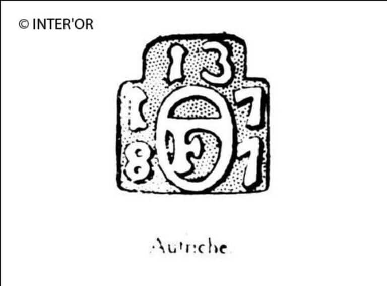 Lettre f dans un cercle surmonte du nombre 13
