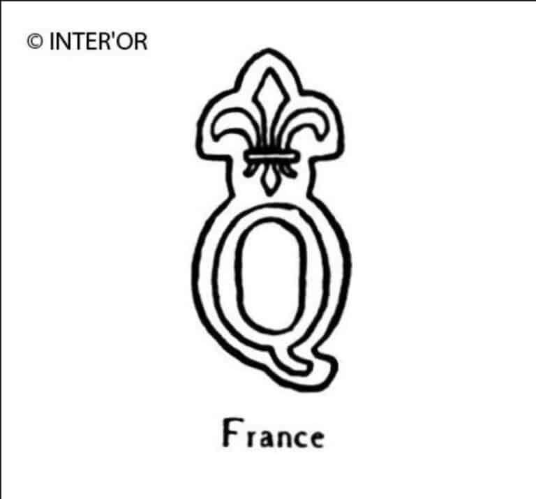 Lettre q fleurdelisee