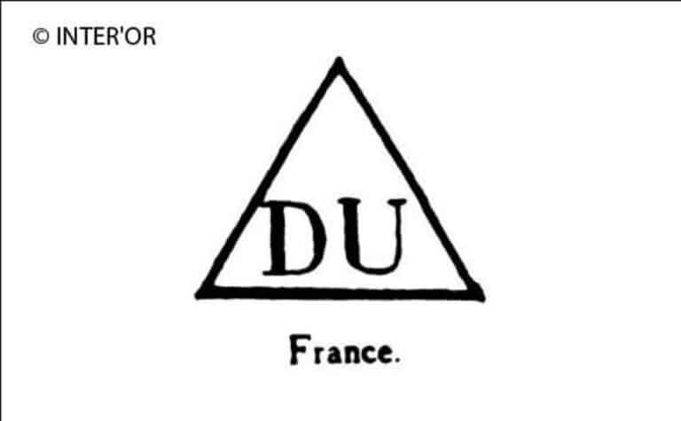 Lettres d. U. Dans un triangle