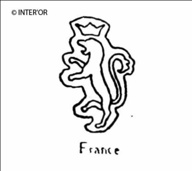 Lion debout couronne