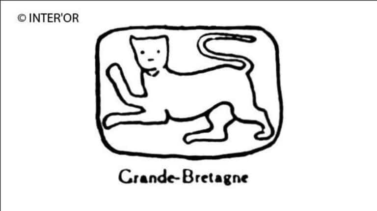Lion passant
