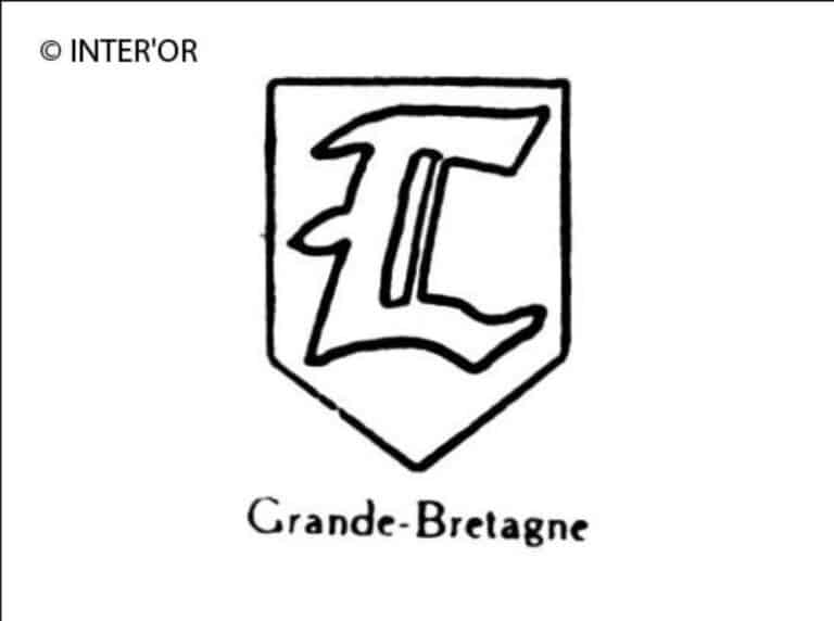 Petite capitale t