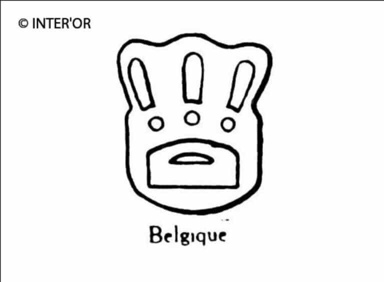 Tour a profil rectangulaire et crenelee